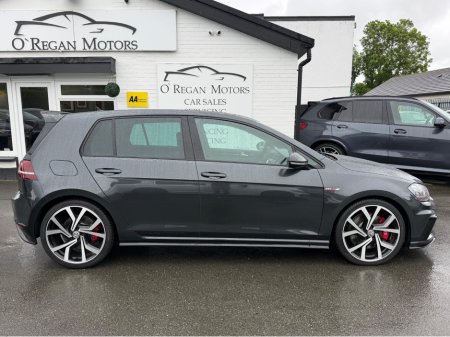2016 Volkswagen Golf - photo 2