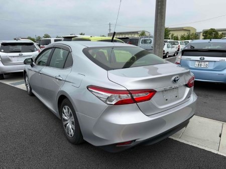 2018 Toyota Camry - photo 2