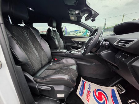 2018 Peugeot 5008 - photo 2