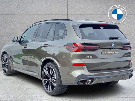 2026 BMW X5 - photo 2