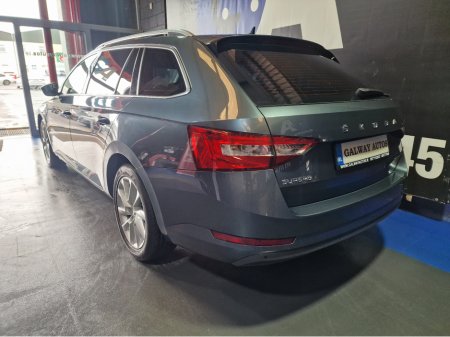 2022 Skoda Superb - photo 7