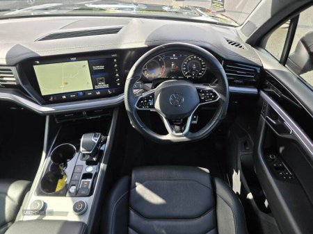2023 Volkswagen Touareg - photo 11