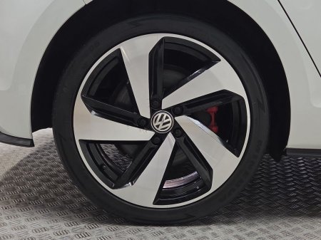 2018 Volkswagen Golf - photo 15