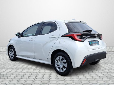 2024 Toyota Yaris - photo 14