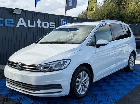 2019 Volkswagen Touran - photo 2