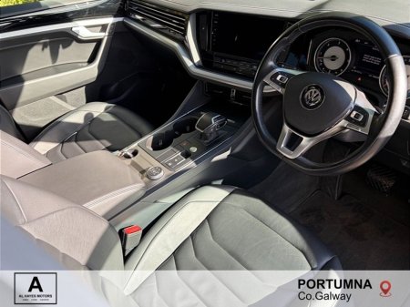 2019 Volkswagen Touareg - photo 4