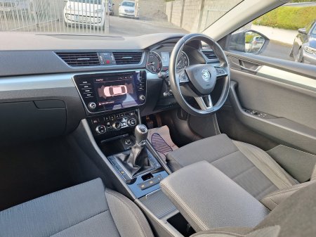 2019 Skoda Superb - photo 10