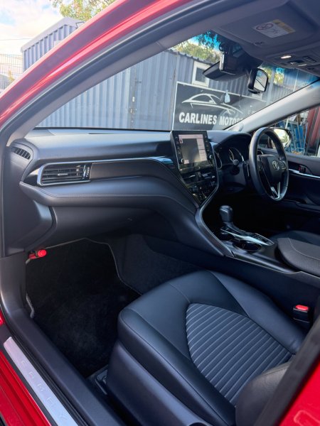 2022 Toyota Camry - photo 8