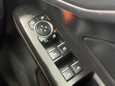 2020 Ford Focus - photo 13