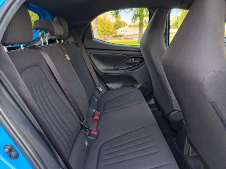 2023 Toyota Yaris - photo 27