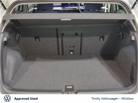 2025 Volkswagen Golf - photo 10
