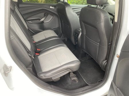 2017 Ford Kuga - photo 9