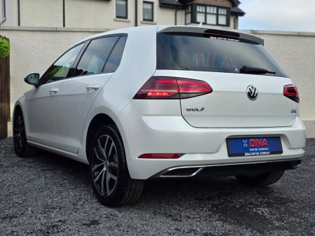 2019 Volkswagen Golf - photo 5