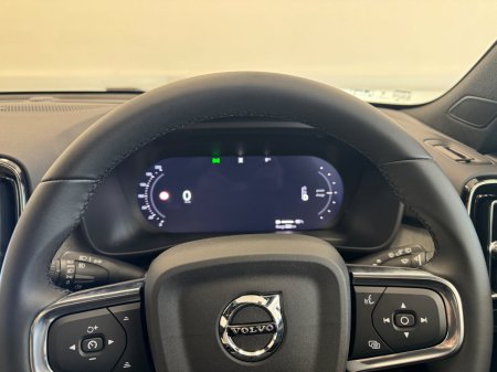 2026 Volvo EX40 - photo 18