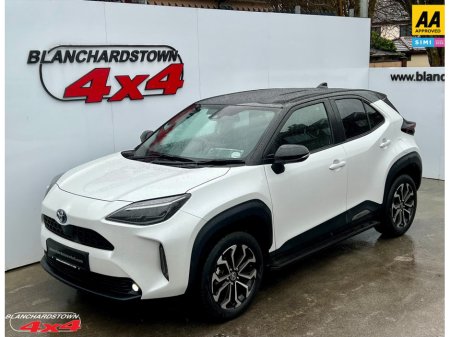 2023 Toyota Yaris CROSS LUNA SPORT AUTO