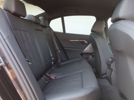 2026 BMW 5-Series - photo 11