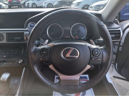 2015 Lexus IS - photo 6