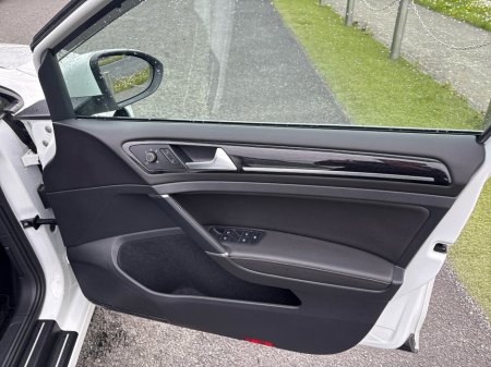 2020 Volkswagen Golf - photo 11