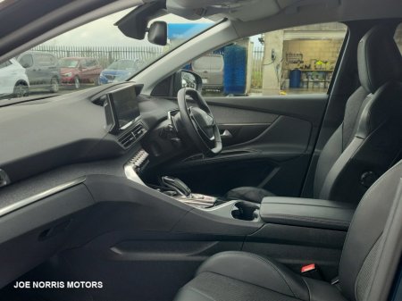 2022 Peugeot 5008 - photo 2