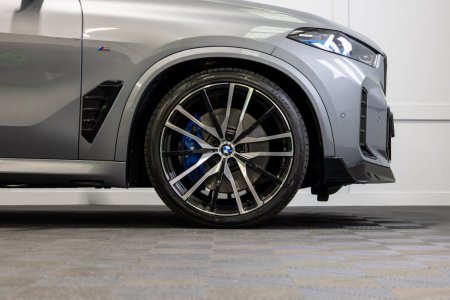 2025 BMW X5 - photo 7