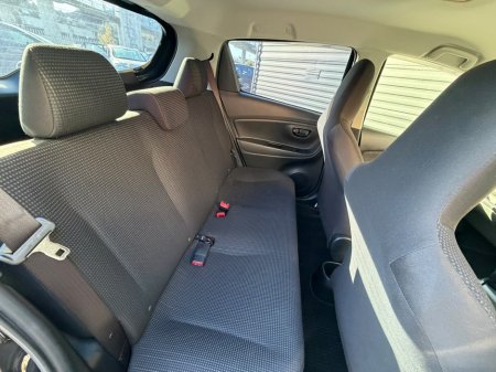 2017 Toyota Yaris - photo 10
