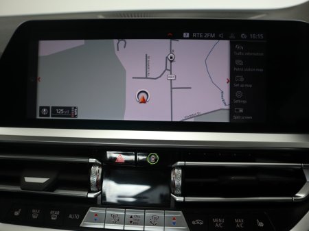 2022 BMW 3-Series - photo 16