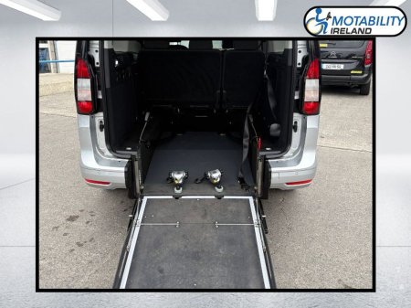 2024 Ford Transit Connect - photo 12