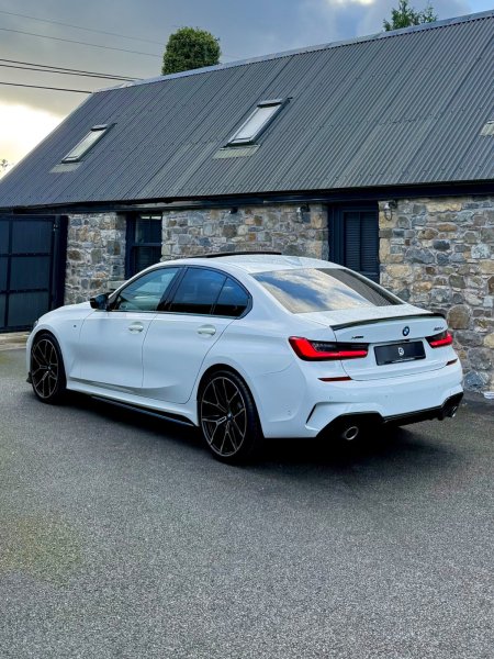 2021 BMW 3-Series - photo 4