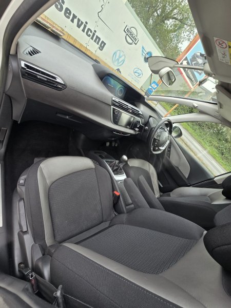 2014 Citroen Grand C4 Picasso - photo 14