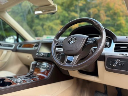2016 Volkswagen Touareg - photo 10