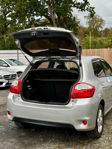 2011 Toyota Auris - photo 33