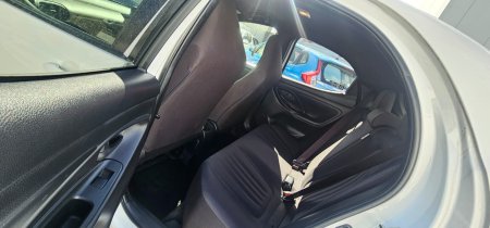 2021 Toyota Yaris - photo 8