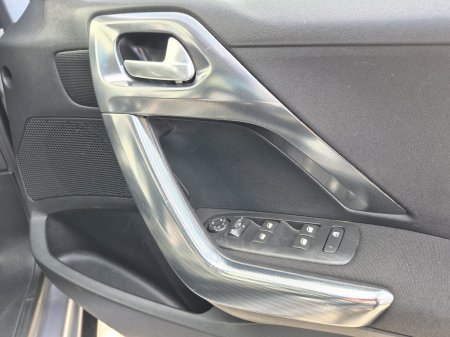 2017 Peugeot 2008 - photo 12