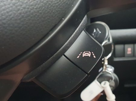 2023 Suzuki Swift - photo 31