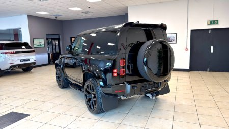 2025 Land Rover Defender - photo 18