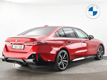 2024 BMW 5-Series - photo 21