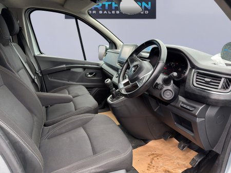 2023 Renault Trafic - photo 9