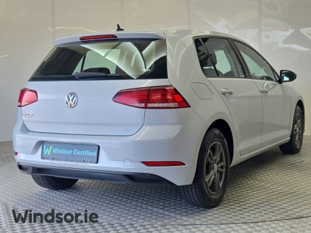 2019 Volkswagen Golf - photo 2