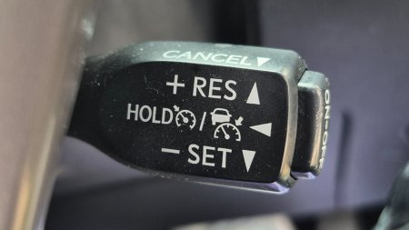 2019 Toyota Prius - photo 23