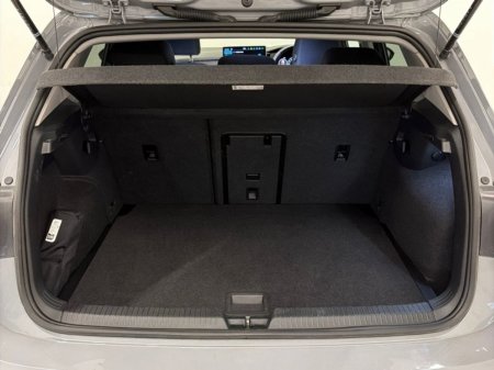 2025 Volkswagen Golf - photo 5