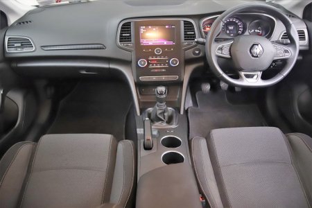 2020 Renault Megane - photo 14