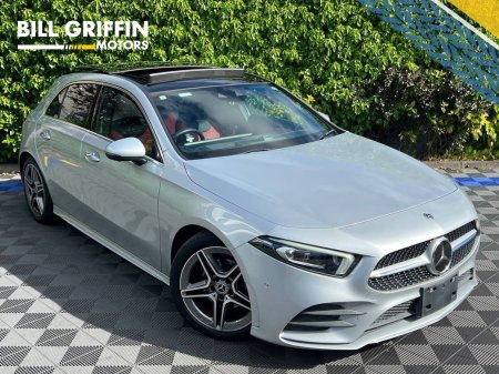 2019 Mercedes-Benz A-Class A200d AMG-LINE PREMIUM PLUS // OPENING PAN ROOF // VIRTUAL COCKPIT // ADAPTIVE CRUISE CONTROL