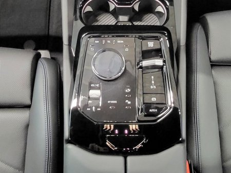 2026 BMW 5-Series - photo 10