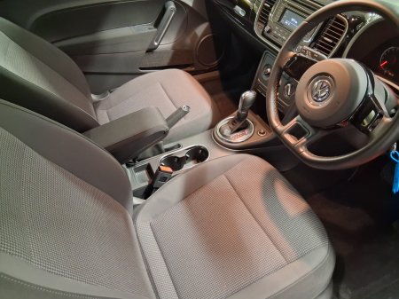 2012 Volkswagen Beetle - photo 6