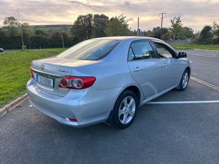 2012 Toyota Corolla - photo 2