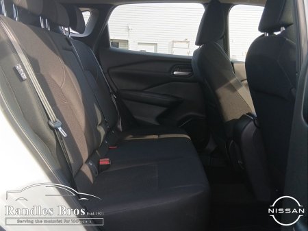 2025 Nissan Qashqai - photo 14