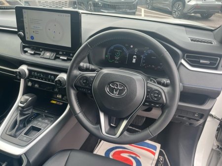 2024 Toyota RAV4 - photo 9