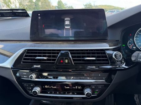 2017 BMW 5-Series - photo 27