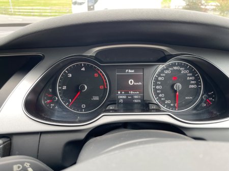 2015 Audi A4 - photo 14