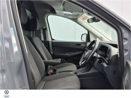 2025 Volkswagen Caddy - photo 2